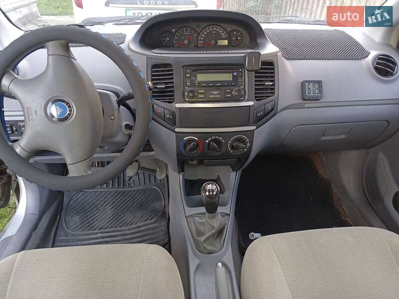 Седан Geely MK 2012 в Виннице