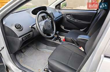 Седан Geely MK 2013 в 