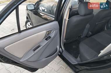 Седан Geely MK 2012 в 