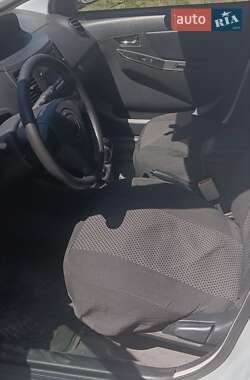 Седан Geely MK 2012 в 