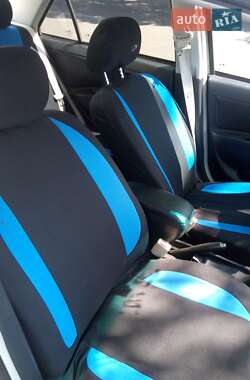 Седан Geely MK 2012 в 
