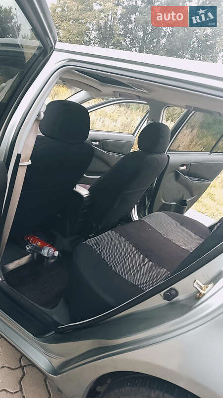 Седан Geely MK 2011 в Стрию