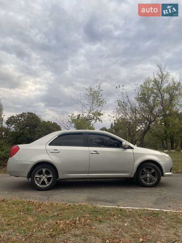 Седан Geely MK 2012 в Каменском фото 5 Седан Geely MK 2012 в Каменском