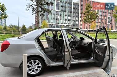 Седан Geely MK 2013 в 