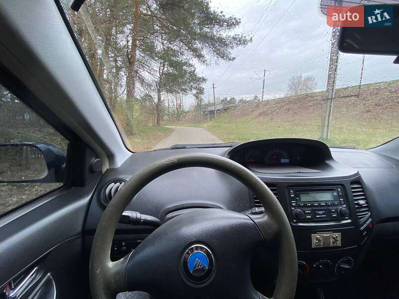 Седан Geely MK 2013 в Львові