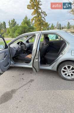 Седан Geely MK 2012 в 