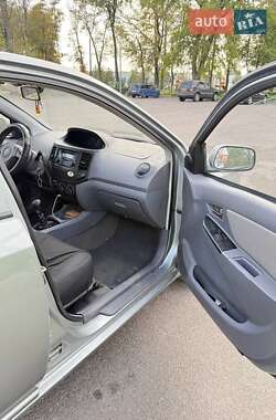 Седан Geely MK 2012 в 