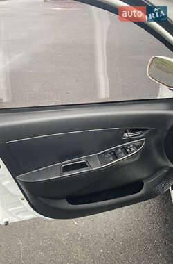 Седан Geely MK 2013 в 