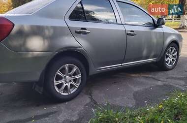 Седан Geely MK 2010 в 