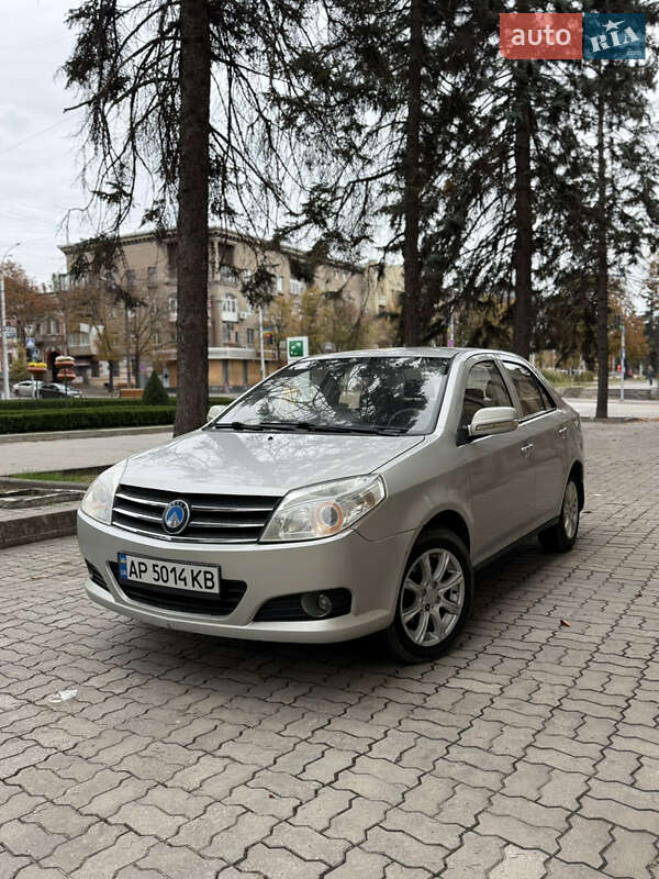 Geely MK 2013