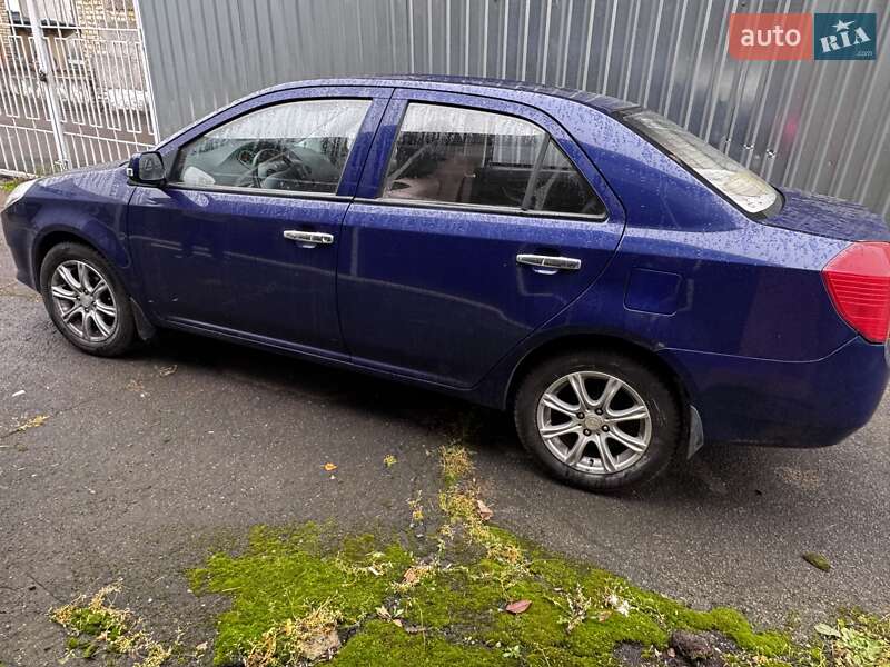 Седан Geely MK 2010 в Киеве фото 3 Седан Geely MK 2010 в Киеве