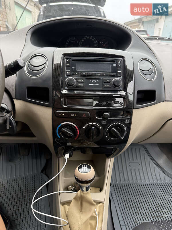 Седан Geely MK 2008 в Вараше