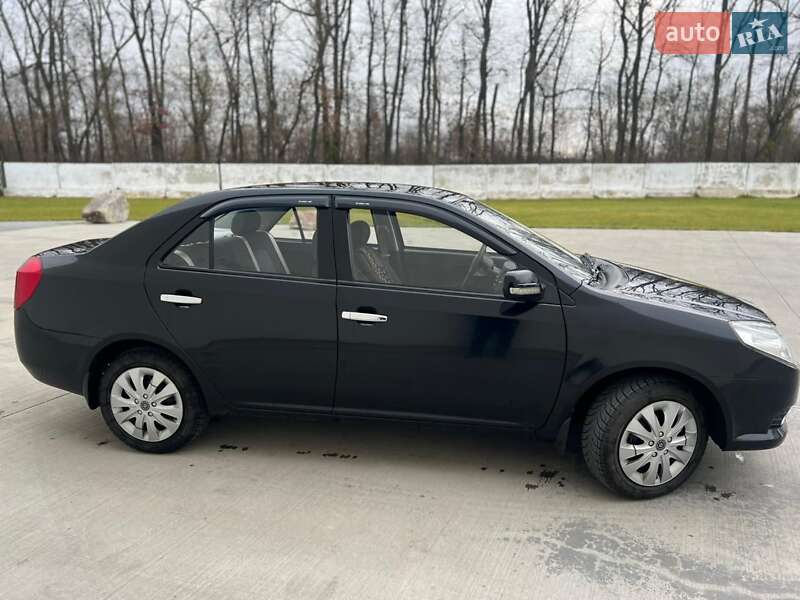 Седан Geely MK 2014 в Вараше фото 5 Седан Geely MK 2014 в Вараше