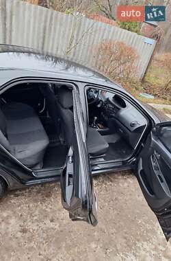 Седан Geely MK 2012 в Будах