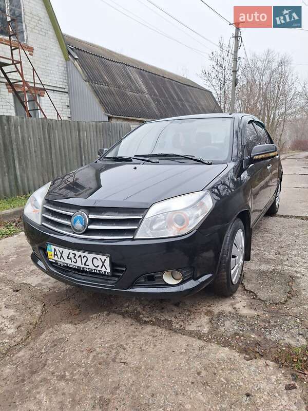 Седан Geely MK 2012 в Будах