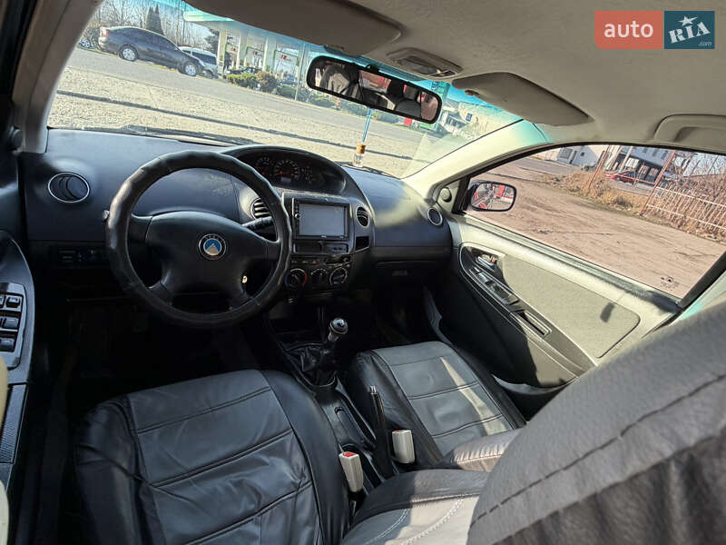 Седан Geely MK 2011 в Солотвине