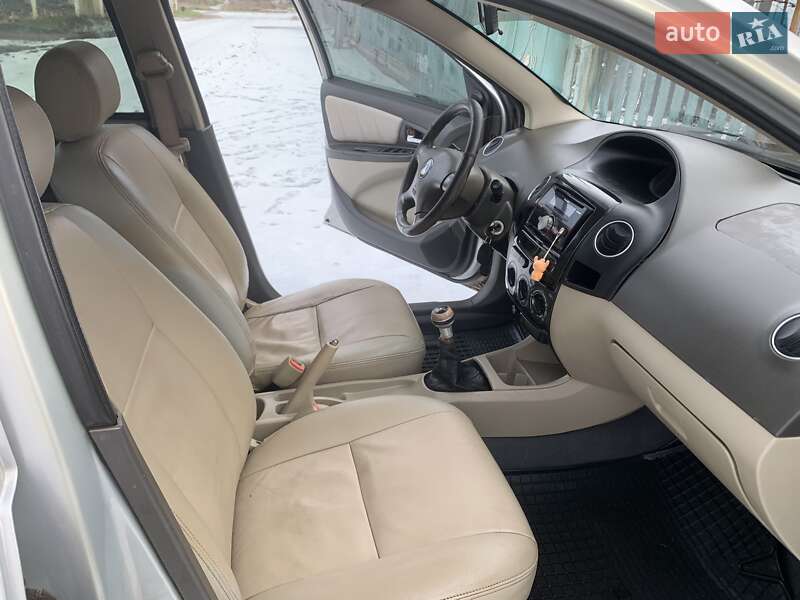 Седан Geely MK 2008 в Вознесенську