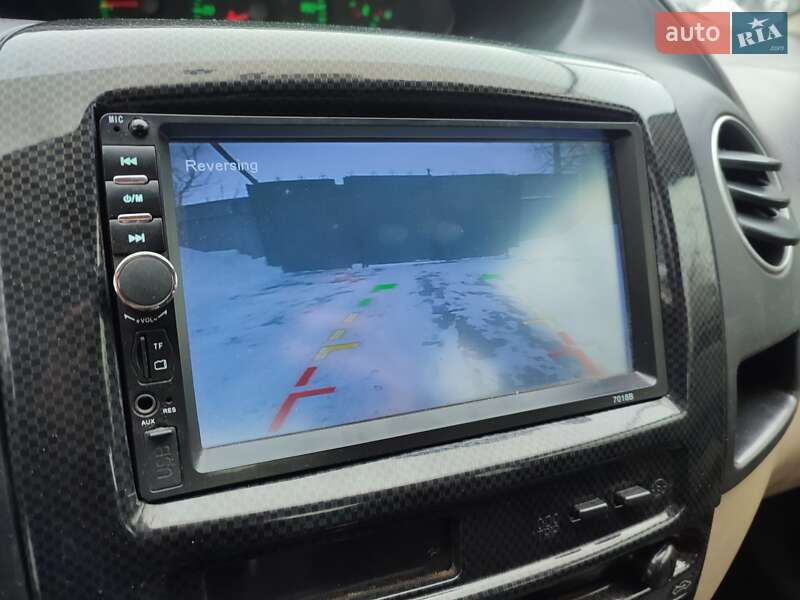 Седан Geely MK 2009 в Синельниковому