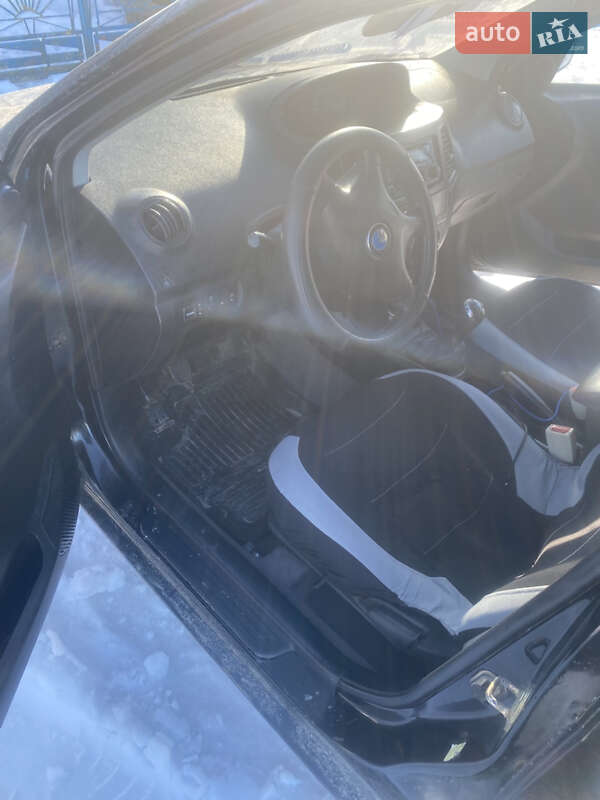 Седан Geely MK 2013 в Львові