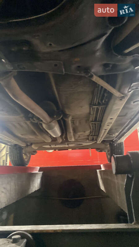 Седан Geely MK 2013 в Львові