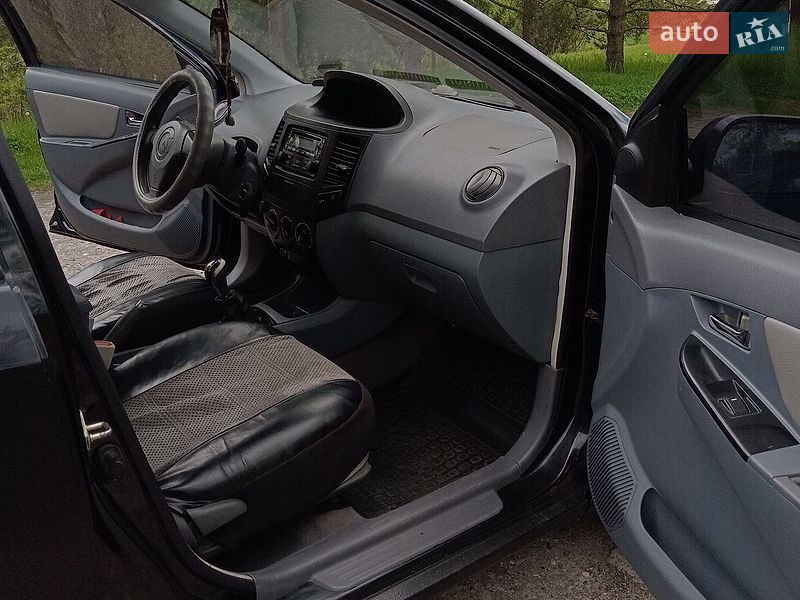 Седан Geely MK 2012 в Прилуках