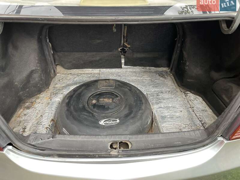 Седан Geely MK 2011 в Кривом Роге