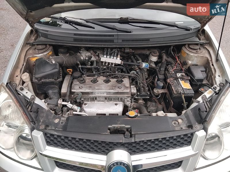 Седан Geely MK 2011 в Смілі