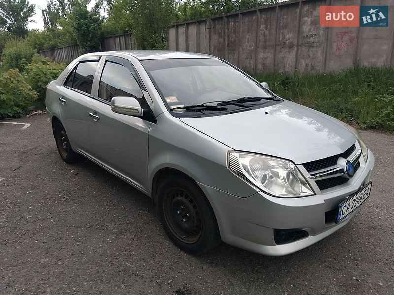 Седан Geely MK 2011 в Смілі
