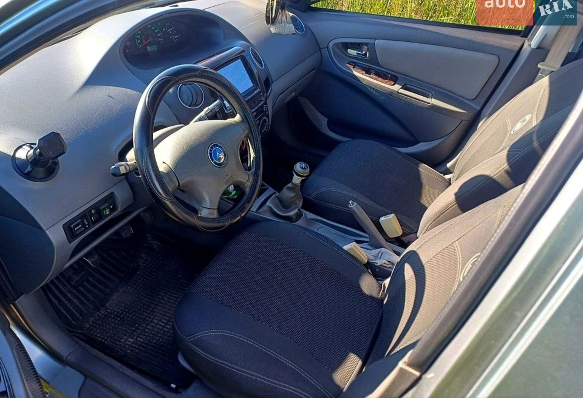 2010 Geely MK - мініатюра 6