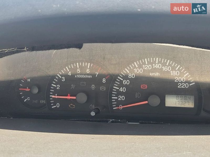 Седан Geely MK 2012 в Буче