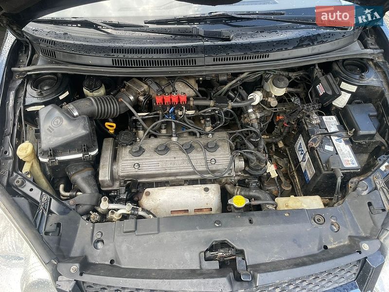Седан Geely MK 2009 в Турці