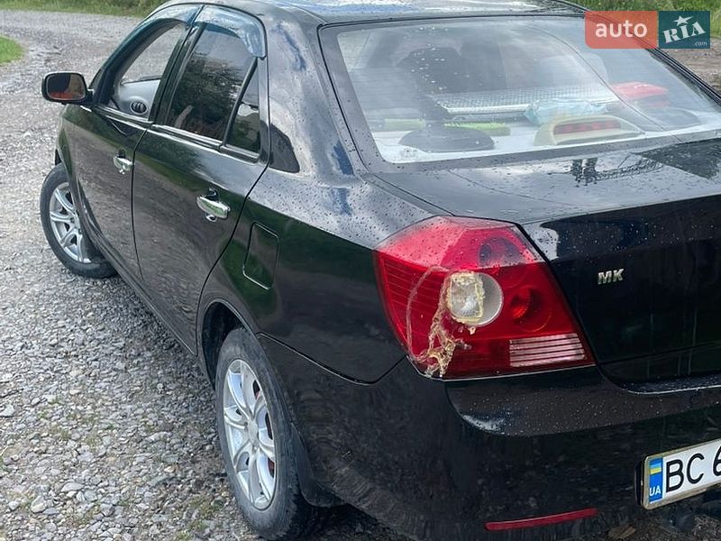 Седан Geely MK 2009 в Турці