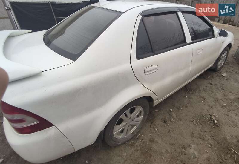 Седан Geely MR 2014 в Херсоне