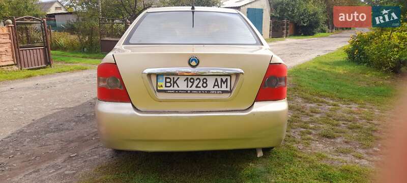 Седан Geely MR 2008 в Владимирце