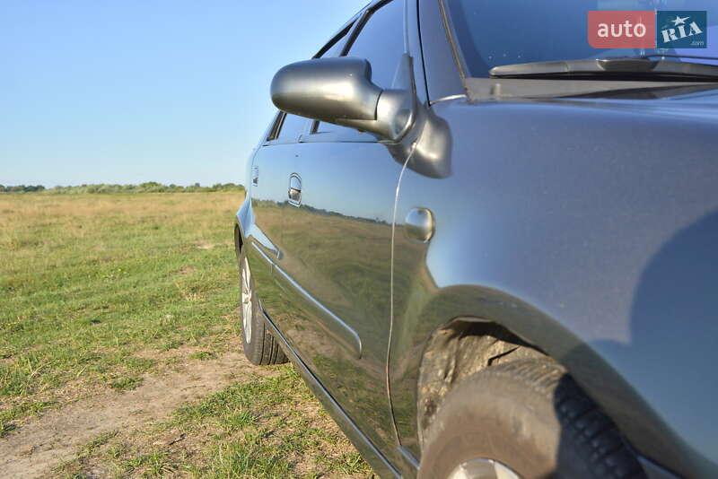 Седан Geely MR 2009 в Заречном