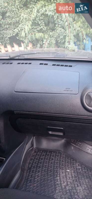 Седан Geely MR 2013 в Черкассах