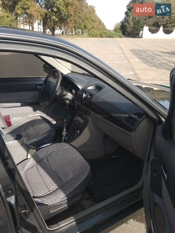 Седан Geely MR 2008 в Харькове