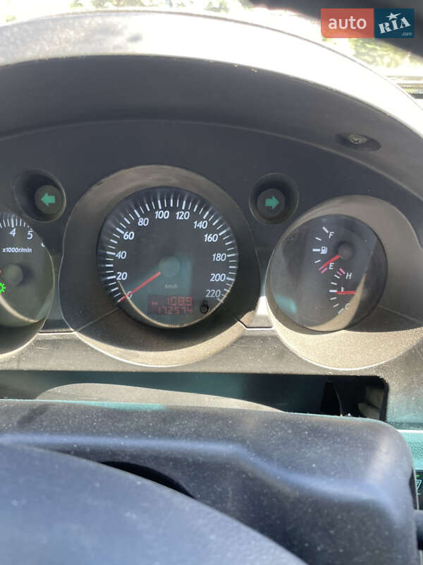 Хэтчбек Geely MR 2008 в Лубнах