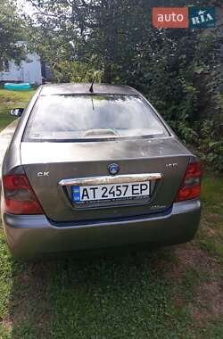 Хэтчбек Geely MR 2009 в 