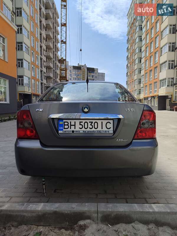 Хэтчбек Geely MR 2008 в Вишневом