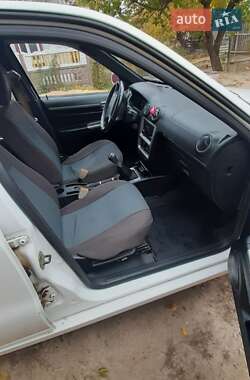 Седан Geely MR 2011 в Чернигове