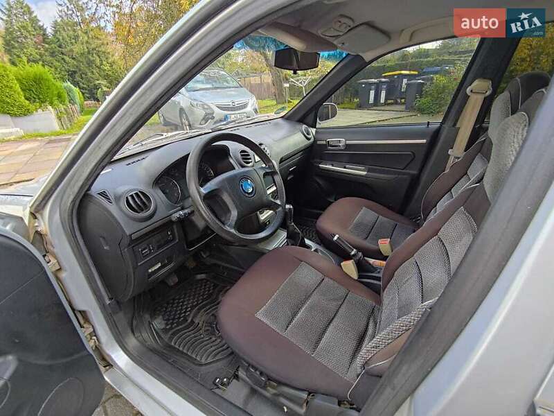Седан Geely MR 2009 в Львові