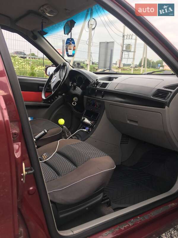 Хэтчбек Geely MR 2007 в Львове