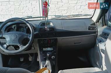 Хэтчбек Geely MR 2008 в 
