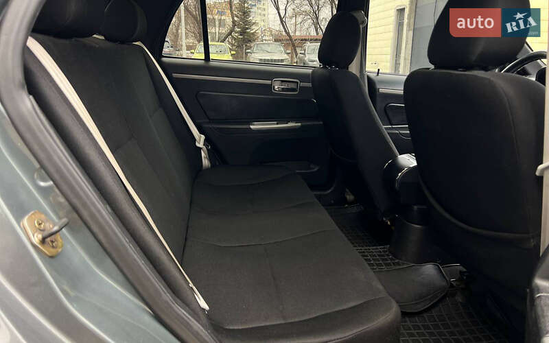 Хэтчбек Geely MR 2011 в Ивано-Франковске