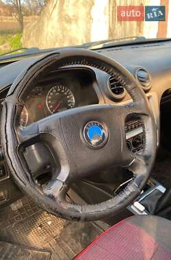 Седан Geely MR 2009 в 