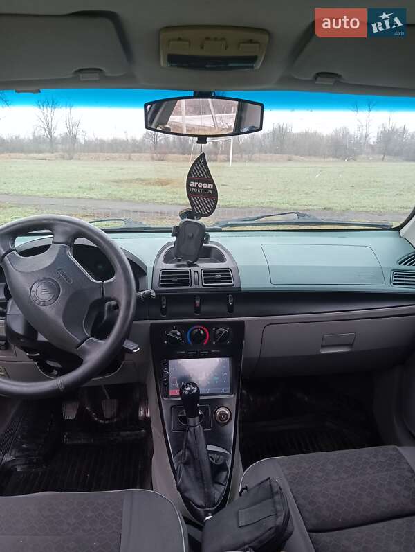 Хетчбек Geely MR 2008 в 