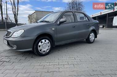 Седан Geely MR 2013 в 