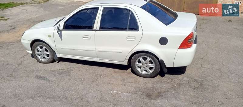 Хэтчбек Geely MR 2007 в Виннице