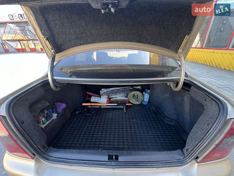 Хэтчбек Geely MR 2008 в Житомире фото 13 Хэтчбек Geely MR 2008 в Житомире